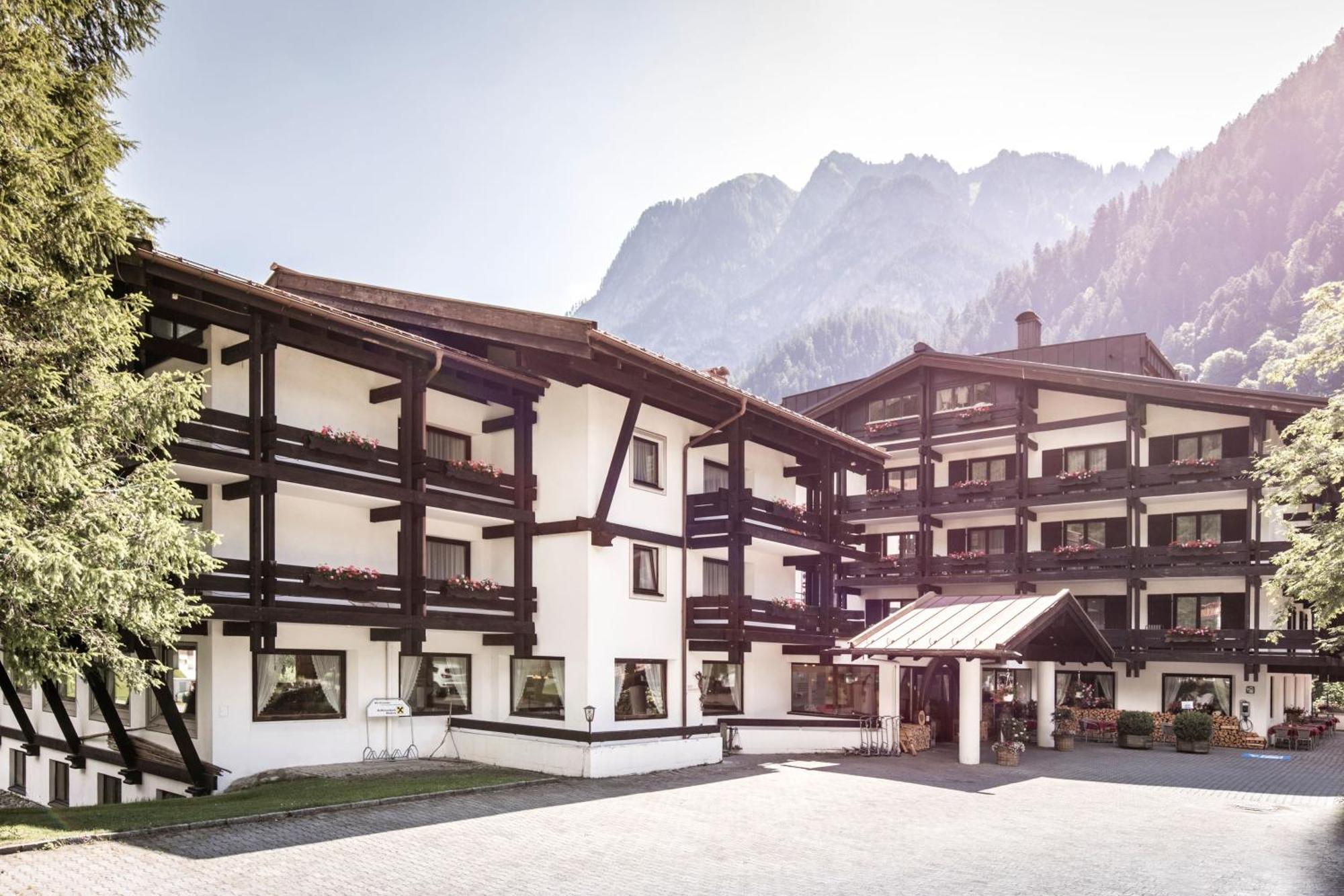 Sporthotel By Alpenlodge Бранд Екстериор снимка
